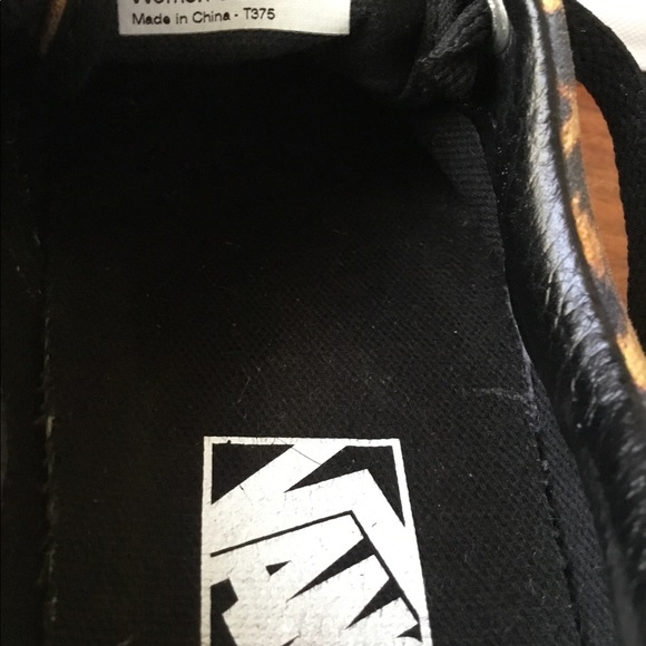 ❤️SOLD❤️ Vans Leopard Laceups Low Profile - Picture 5 of 6